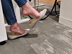 Hanging flats