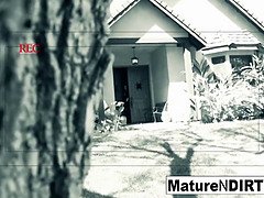 Tetas grandes, Morena, Madura, Corridas, Madres para coger, Mamá, Madrastra, Medias largas