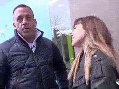 Amateur, Sucer une bite, Tir de sperme, Européenne, De plein air, Public, Réalité, Jarretelles