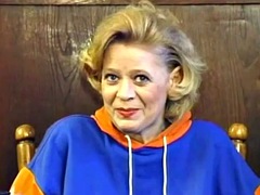 Grote lul, Grote mammen, Duits, Omie, Rijpe lesbienne, Tieten likken, Oud