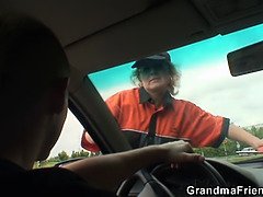 ブロンド, エロ熟女, 熟年, 淫乱熟女, 母, 叫ぶ, 義母, 三人
