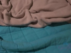 Amateur, Salle de bains, Sucer une bite, Branlette thaïlandaise, Petite amie, Huilée, Pov, Mouillée