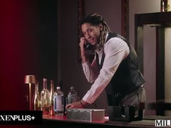 Grosser arsch, Grosse titten, Blondine, Blasen, Hundestellung, Hd, Milf, Rotschopf