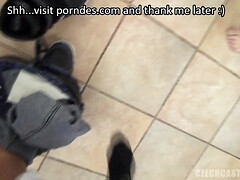 In den arsch, Grosse titten, Blondine, Blasen, Handjob, Selbstgemacht, Massage, Büro