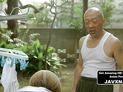 Aziatisch, Grote mammen, Rondborstig, Opa, Japaans, Moeder die ik wil neuken, Natuurlijke tieten, Tiener