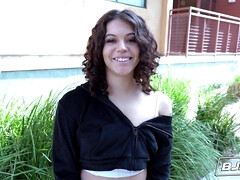 Cul, Sucer une bite, Brunette brune, Hd, Pov, Lécher le sphincter, Pute, Nénés