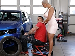 デカパイ, フェラチオ, 巨乳な, 車, ハードコア, Hd, ヒール, なめる