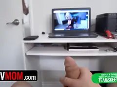 Pijpbeurt, Condoom, Sperma shot, Hakken, Likken, Orgasme, Rijden, Taboe