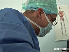 Amateur, Médecin, Branlette thaïlandaise, Hd, Nénés, Jouets