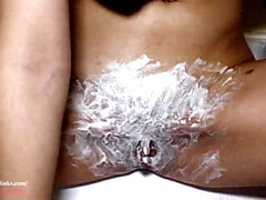 浴室, フェティッシュ, オナニー, 自然山雀, パンティ, ハメ撮り, ロシア人, 剃毛