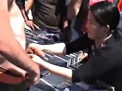 Любители, Большой член, Одетые девушки голые парни, Фетиш, На публике