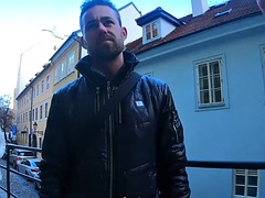 HUNT4K. Man admires how busty beauty makes hunter cum on tits