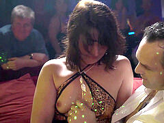 フェラチオ, 指いじり, ドイツ人, グループ, 熟年, 現実, 赤毛, ストッキング