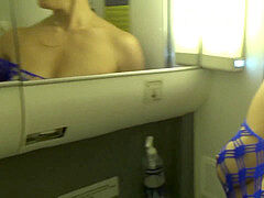 Cuarto de baño, Masturbación, Orgasmo, Al aire libre, Pequeña, Público, Coño, Adolescente