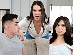 18 jahre, Grosser arsch, Blasen, Hundestellung, Frau frau mann, Natürlichen titten, Jungendliche (18+), Titten