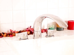 Tussi, Grosser arsch, Grosse titten, Vollbusig, Fetisch, Japanische massage, Massage, Titten