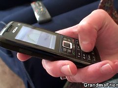 美人, ブロンド, フェラチオ, イマラチオ, 手コキする, 熟年, 叫ぶ, 三人