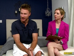 Leie, Blondine, Europäisch, Fingern, Absätze, Masturbation, Milf, Dürr