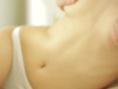 Brunette brune, Masturbation, Chatte, Rasée, Solo