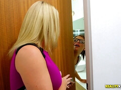 Amerikanisch, Arsch, Arschlecken, Blasen, Braunhaarige, Spermaladung, Lecken, Weibliche ejakulation