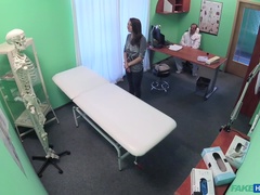 Amateur, Sucer une bite, Médecin, Branlette thaïlandaise, Infirmière, Bureau, Chatte, Voyeur