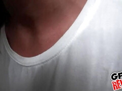Sucer une bite, Brunette brune, Européenne, Chatte, Maigrichonne, Adolescente, Branlette espagnole
