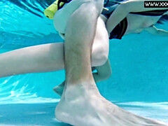 デカパイ, 女, ハードコア, ハンガリー人, オナニー, プール, オマンコ, 締まりの良い