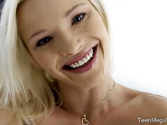 Красивые, Блондинки, Хд, Мастурбация, Натуральные сиськи, От первого лица, Бритые, Соло