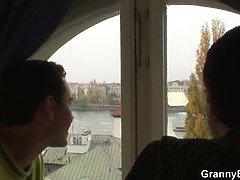 Grosse titten, Blasen, Geile alte tussi, Kehlenfick, Reif, Milf, Mutti, Stiefmutter