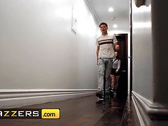 In den arsch, Grosser schwanz, Grosse titten, Vollbusig, Hd, Natürlich, Natürlichen titten, Spielzeuge