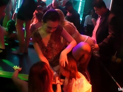 Chica, Loco, Erótico, Pajear, Orgía, Fiesta, Público, Tetas