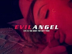 Gorge profonde, Queue, Béant, Poilue, Chatte, Transsexuelle, Nénés