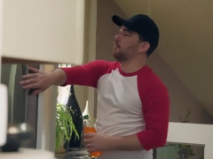 Grote mammen, Pijpbeurt, Bruinharig, Sperma in gezicht, Moeder die ik wil neuken, Moeder, Buiten, Rijden