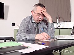 Pijpbeurt, Sperma shot, Fetisj, Twee staartjes, Realiteit, Ruw, Schreeuwen, Tieten likken