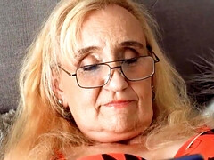 Blindfolded GILF getting banged in a rough fashion