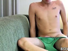 Grote lul, Sperma shot, Homo, Hardcore, Masturbatie, Sokken, Alleen, Tatoeage