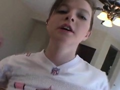 Braunhaarige, Fetisch, Höschen, Jungendliche (18+)