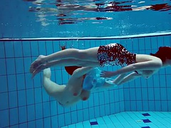 Пляж, Блондинки, Фетиш, Волосатые, Лесбиянка, Бассейн, Сиськи, Под водой