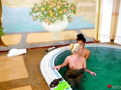 69, お尻, 茶髪の, キス, 自然山雀, ピアス, プール, オッパイの