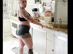 Amateur, Culo grande, Tetas grandes, Rubia, Mamada, Semen en la boca, Corridas, Mucama