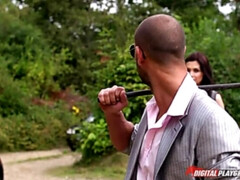 Lécher le cul, Gros seins, Blonde, Sucer une bite, Femme dominatrice, 2 femmes 1 homme, Seins naturels, De plein air