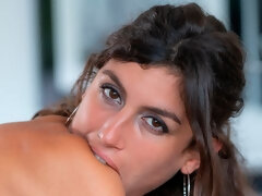 フェラチオ, 茶髪の, バック, 毛深い, 手コキする, キス, なめる, オマンコ