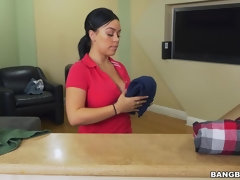 Amateur, Tetas grandes, Morena, Tetona, Sucio, Corridas faciales, Montar, Afeitado
