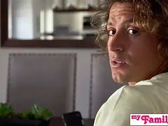 Минет, Брюнетки, Кончили внутрь, Семяизвержение, Женщины, Чудовищные размеры, Жесткий секс, Бритые