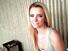 Lieveling, Blond, Gezichtspunt, Openbaar, Kut duiken, Realiteit, Tiener, Tieten likken