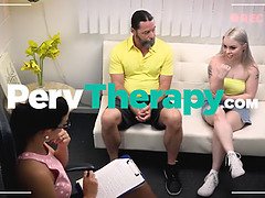 Blonde, Sucer une bite, Hd, Monstre, Seins naturels, Petite femme, Adolescente, Nénés