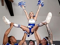 18 ans, Cul, Grosse bite, Blonde, Sucer une bite, En levrette, Seins naturels, Nénés