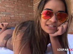 Большие сиськи, Грудастые, Собачьи, Пальцем, Эксгибиционист, Гибкие, Киски, Влажная