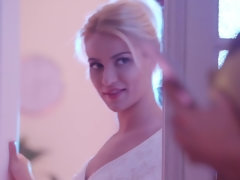 Anal, Cul, Blonde, Mignonne, Petite amie, Branlette thaïlandaise, Allumeuse, String