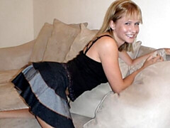 18 jaar, Enthousiasteling, Grote kont, Grote lul, Hondjeshouding, Natuurlijke tieten, Gezichtspunt, Tiener